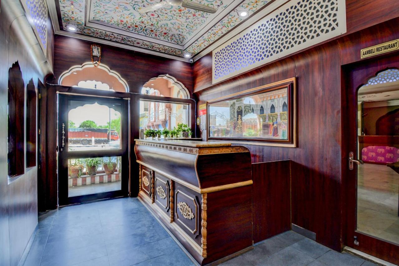 Oyo 22400 Hotel Lichana Haveli جايبور المظهر الخارجي الصورة