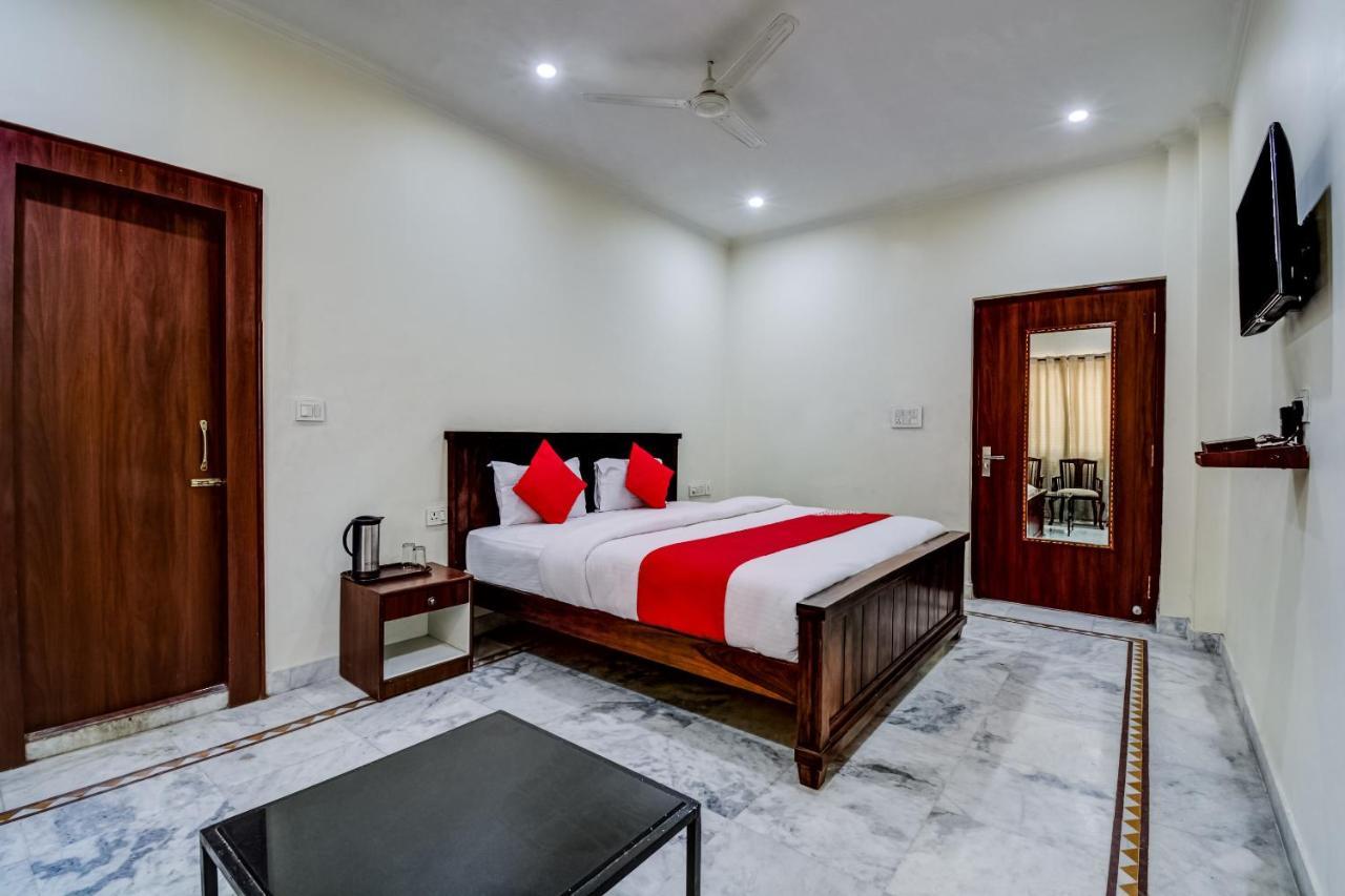 Oyo 22400 Hotel Lichana Haveli جايبور المظهر الخارجي الصورة