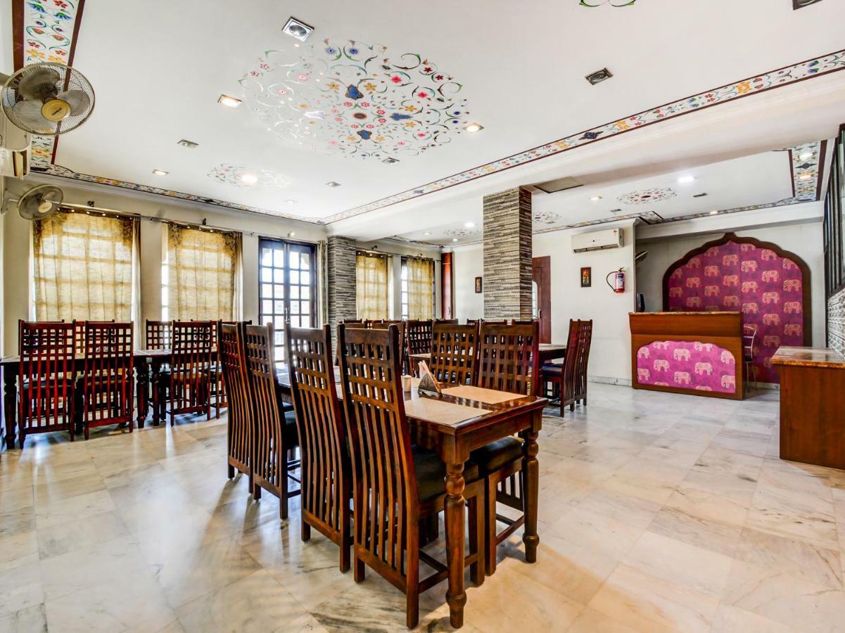 Oyo 22400 Hotel Lichana Haveli جايبور المظهر الخارجي الصورة