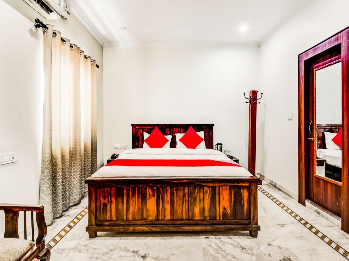 Oyo 22400 Hotel Lichana Haveli جايبور المظهر الخارجي الصورة