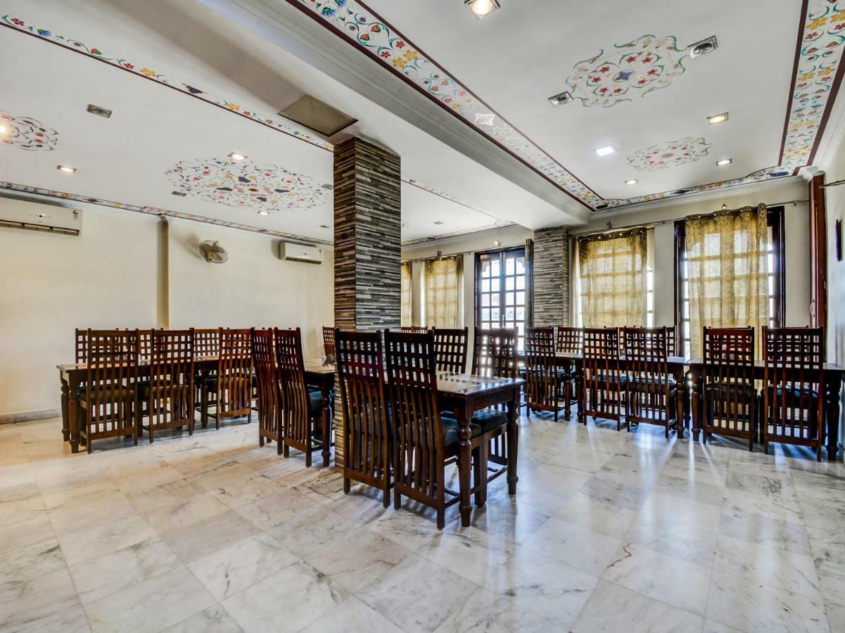 Oyo 22400 Hotel Lichana Haveli جايبور المظهر الخارجي الصورة